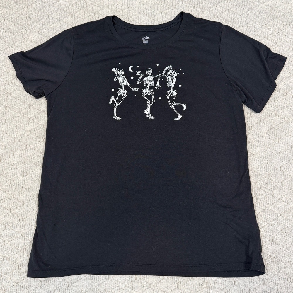 Way To Celebrate Halloween Dancing Skeletons Graphic Tee Black XL 16-18